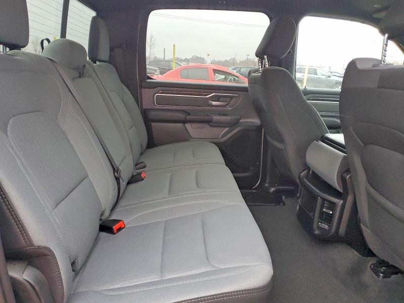 Продажа на аукционе авто 2022 Ram 1500, vin: 1C6RRFFG6NN238361, номер лота: 99660425