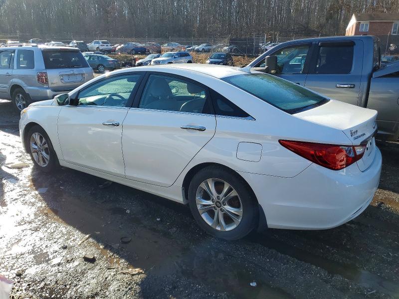 97232825 :رقم المزاد ، 5NPEC4AC1DH694686 vin ، 2013 Hyundai Sonata Se مزاد بيع