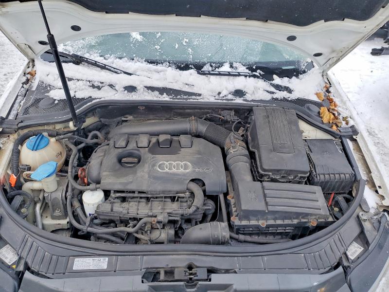 93870515 :رقم المزاد ، WAUDFCFM4AA097627 vin ، 2010 Audi A3 مزاد بيع