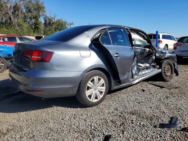 73330965 :رقم المزاد ، 3VW2B7AJ0HM392258 vin ، 2017 Volkswagen Jetta مزاد بيع
