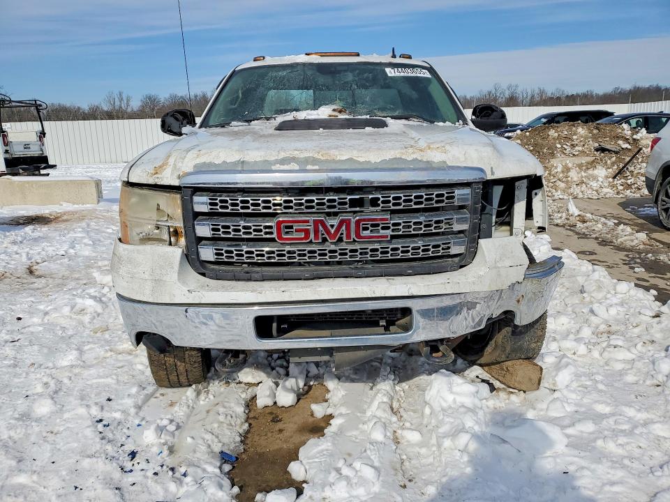 74403655 :رقم المزاد ، 1GT220C8XCZ253122 vin ، 2012 Gmc Sierra مزاد بيع