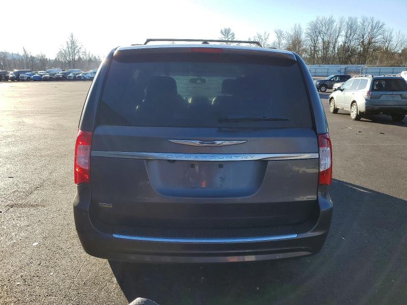 74405585 :رقم المزاد ، 2C4RC1BG8GR268423 vin ، 2016 Chrysler Town & Country مزاد بيع