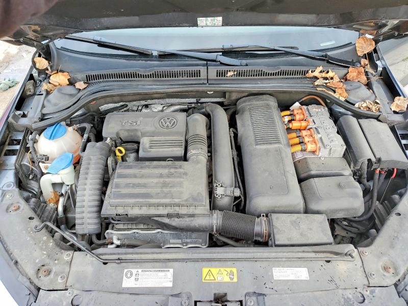 2013 Volkswagen Jetta მანქანა იყიდება აუქციონზე, vin: 3VW637AJ5DM307407, აუქციონის ნომერი: 72348185