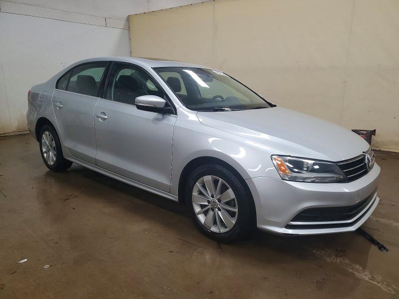 98413055 :رقم المزاد ، 3VWD07AJ0FM417803 vin ، 2015 Volkswagen Jetta مزاد بيع