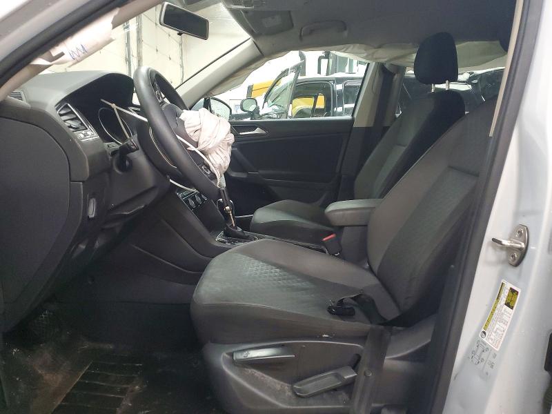74414265 :رقم المزاد ، 3VV0B7AX9JM095074 vin ، 2018 Volkswagen Tiguan مزاد بيع