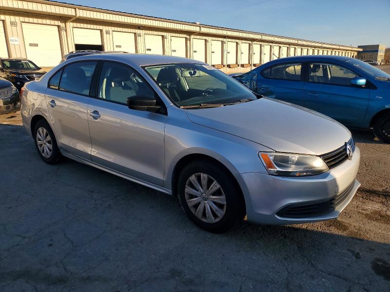 Продажа на аукционе авто 2014 Volkswagen Jetta, vin: 3VW2K7AJXEM255498, номер лота: 72846355