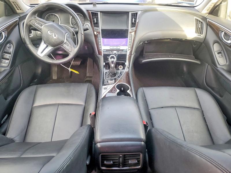 Продажа на аукционе авто 2018 Infiniti Q50, vin: JN1EV7AP0JM352360, номер лота: 74488355