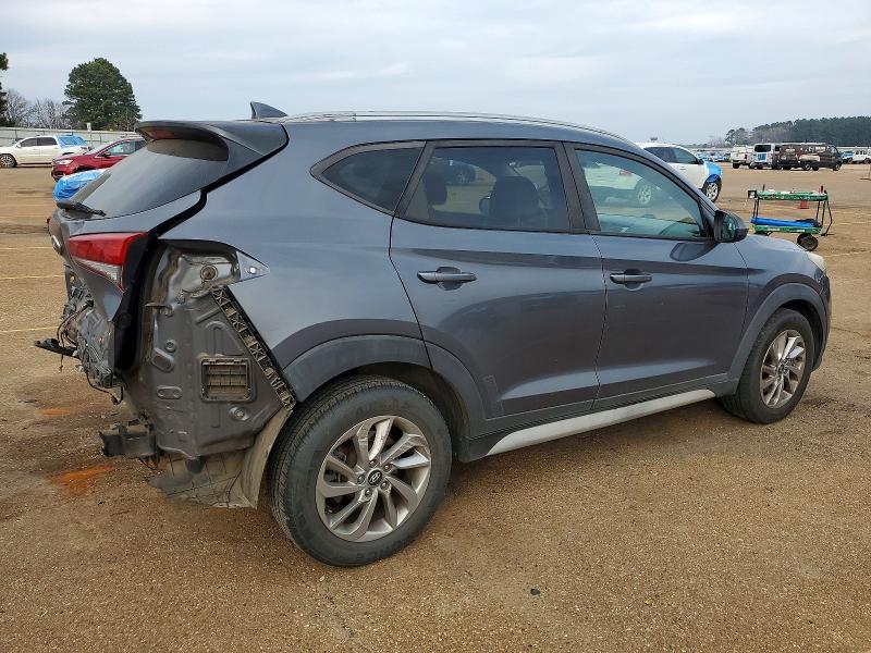 99026735 :رقم المزاد ، KM8J33A44JU666606 vin ، 2018 Hyundai Tucson مزاد بيع