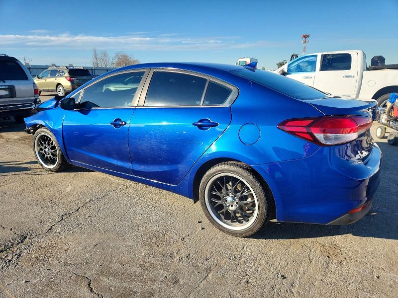 99852255 :رقم المزاد ، 3KPFK4A77HE129721 vin ، 2017 Kia Forte مزاد بيع