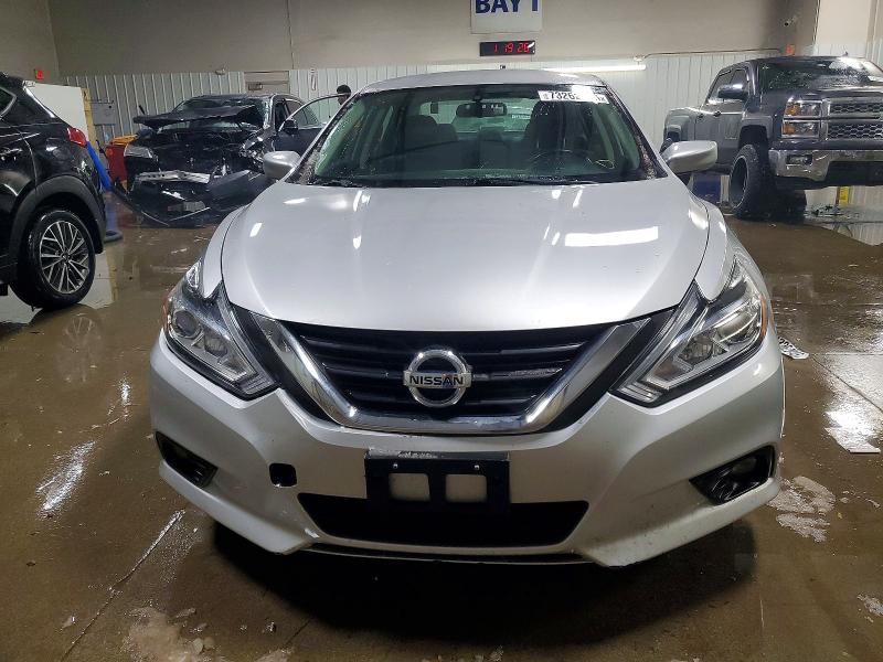 2018 Niss Altima მანქანა იყიდება აუქციონზე, vin: 1N4AL3AP7JC247207, აუქციონის ნომერი: 73262045