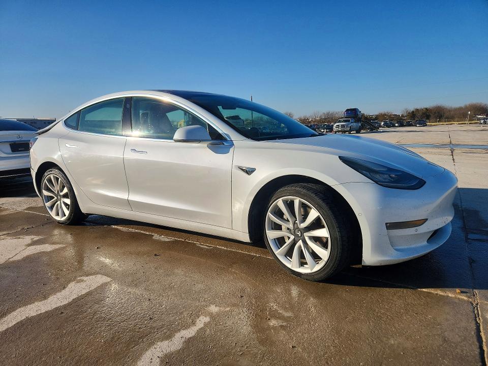 74848345 :رقم المزاد ، 5YJ3E1EB3KF194669 vin ، 2019 Tesla Model 3 مزاد بيع