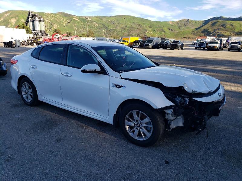 2016 Kia Optima მანქანა იყიდება აუქციონზე, vin: 5XXGT4L3XGG109013, აუქციონის ნომერი: 99559245