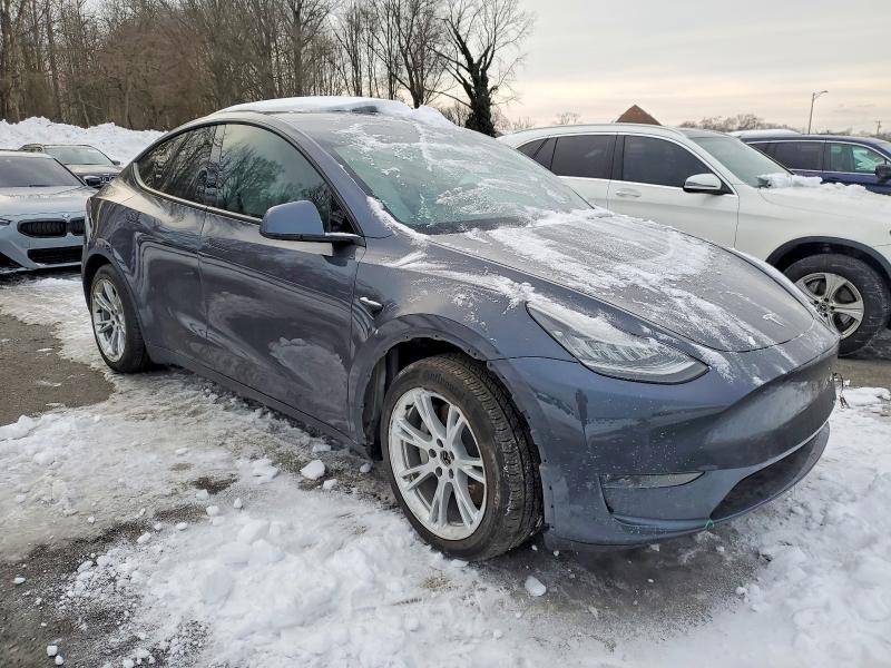 74821045 :رقم المزاد ، 5YJYGDEE8MF085123 vin ، 2021 Tesla Model Y مزاد بيع