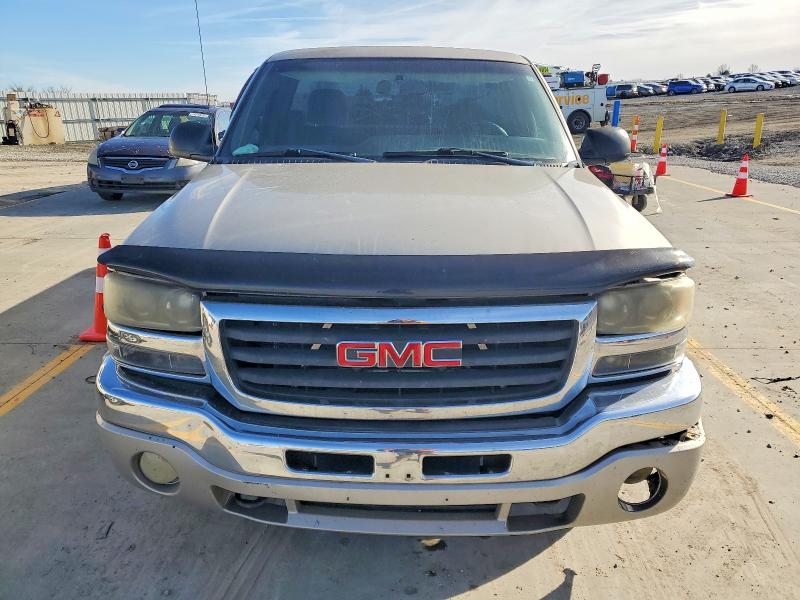 Продаж на аукціоні авто 2004 Gmc New Sierra, vin: 1GTEC14T24Z207403, номер лоту: 49155836