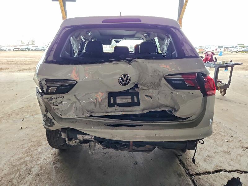99943985 :رقم المزاد ، 3VV3B7AX0LM107919 vin ، 2020 Volkswagen Tiguan مزاد بيع