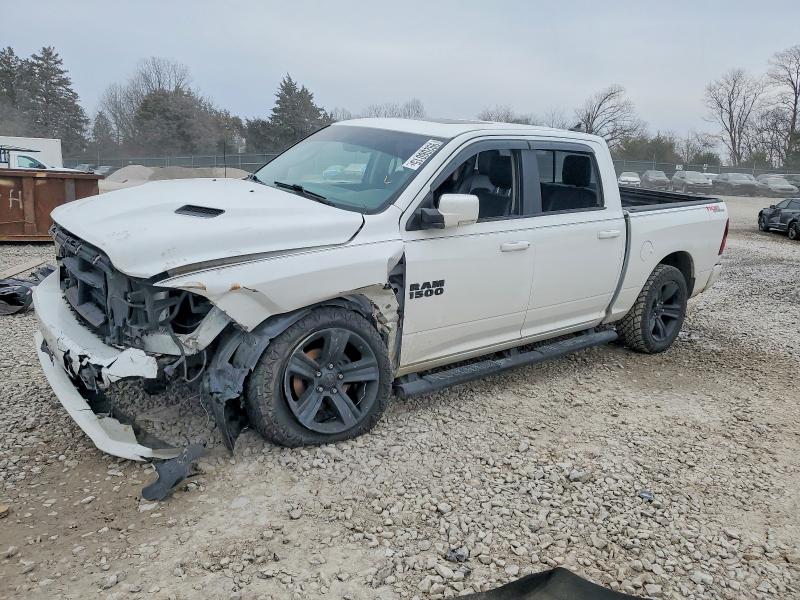 99206015 :رقم المزاد ، 1C6RR7MT1JS122938 vin ، 2018 Ram 1500 مزاد بيع