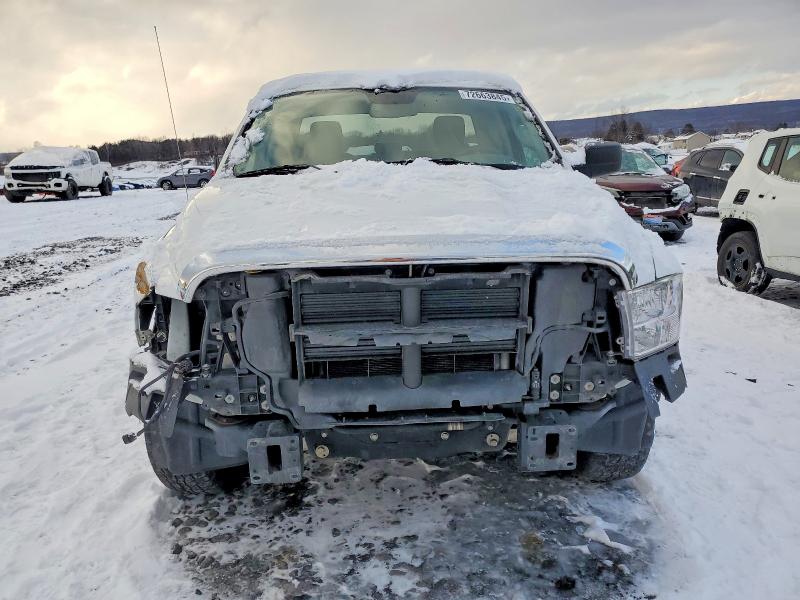 72663845 :رقم المزاد ، 1C6RR6FT5KS723116 vin ، 2019 Ram 1500 Classic مزاد بيع