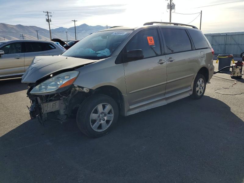 Aukcja sprzedaży 2010 Toyota Sienna, vin: 5TDKK4CC8AS337076, numer aukcji: 74264405