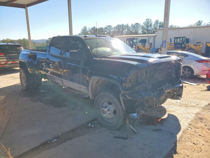72583785 :رقم المزاد ، 1GT42YEY6JF118433 vin ، 2018 Gmc Sierra مزاد بيع