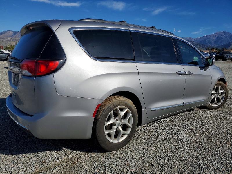 99900885 :رقم المزاد ، 2C4RC1BG6HR656512 vin ، 2017 Chrysler Pacifica مزاد بيع
