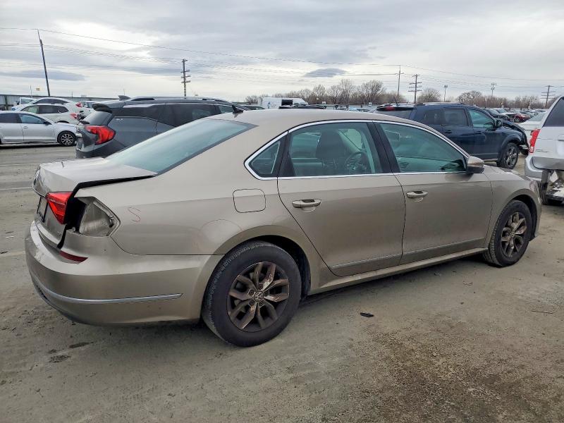 98155585 :رقم المزاد ، 1VWAS7A31GC019047 vin ، 2016 Volkswagen Passat مزاد بيع