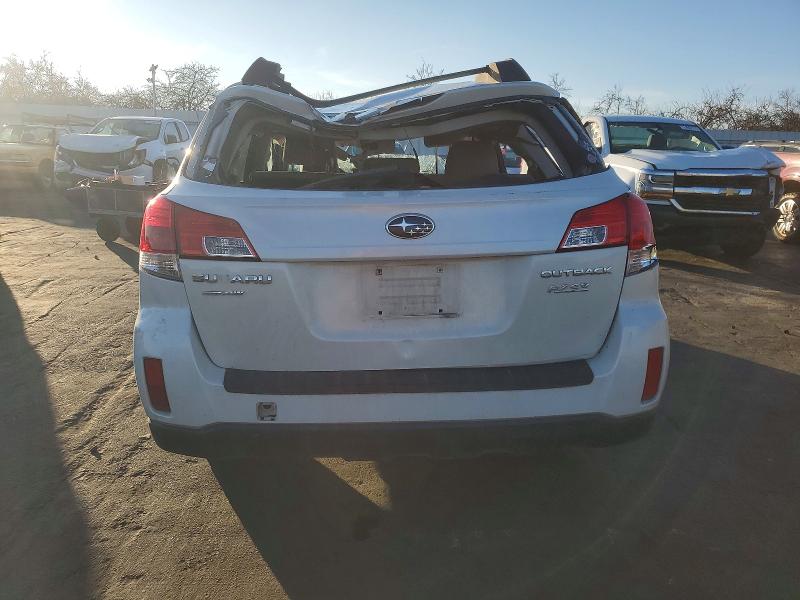 Продажа на аукционе авто 2014 Subaru Outback, vin: 4S4BRBCC4E3254909, номер лота: 74283935