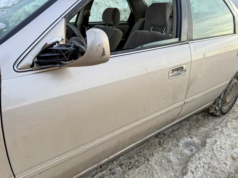 1998 Toyota Camry მანქანა იყიდება აუქციონზე, vin: 4T1BG22KXWU836748, აუქციონის ნომერი: 73780485