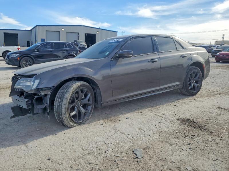 2021 Chrysler 300 Tourin მანქანა იყიდება აუქციონზე, vin: 2C3CCAAG4MH680125, აუქციონის ნომერი: 99543435