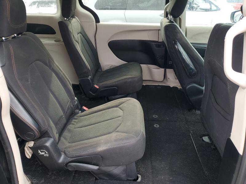 73707095 :رقم المزاد ، 2C4RC1CG1HR553724 vin ، 2017 Chrysler Pacifica مزاد بيع