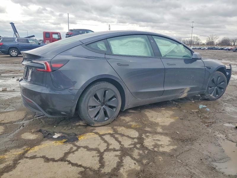 Продажа на аукционе авто 2024 Tesla Model 3, vin: 5YJ3E1EA2RF765800, номер лота: 72314815