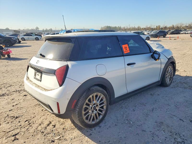 Продажа на аукционе авто 2025 Mini Cooper S, vin: WMW23GD06S2W28331, номер лота: 73720085