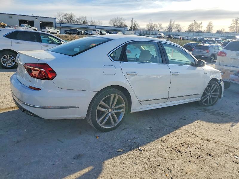 2017 Volkswagen Passat მანქანა იყიდება აუქციონზე, vin: 1VWDT7A34HC086284, აუქციონის ნომერი: 99463845