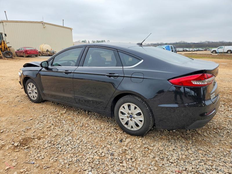 2019 Ford Fusion მანქანა იყიდება აუქციონზე, vin: 3FA6P0G73KR127097, აუქციონის ნომერი: 72272345