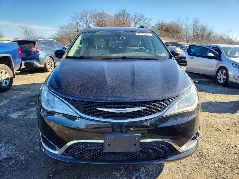 2017 Chrysler Pacifica მანქანა იყიდება აუქციონზე, vin: 2C4RC1BG5HR725691, აუქციონის ნომერი: 98151955