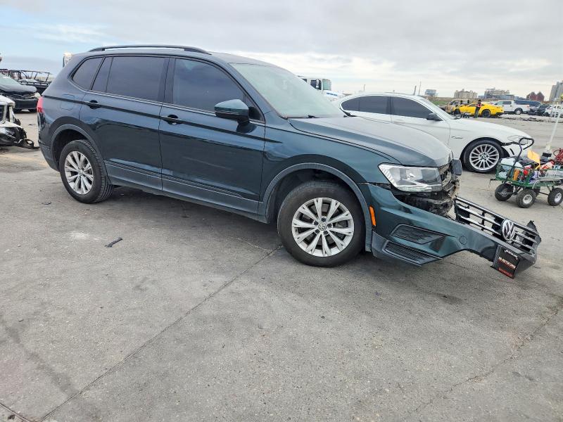 74576405 :رقم المزاد ، 3VV1B7AX2JM116240 vin ، 2018 Volkswagen Tiguan مزاد بيع