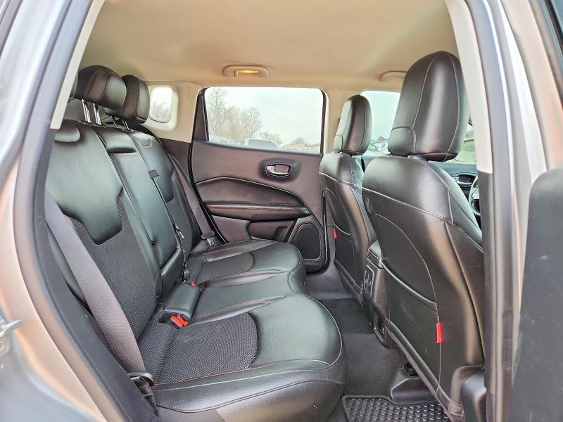 2020 Jeep Compass მანქანა იყიდება აუქციონზე, vin: 3C4NJDDB7LT195575, აუქციონის ნომერი: 73439435