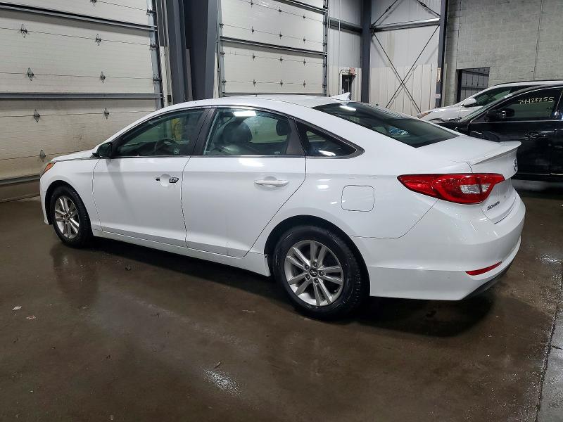 2015 Hyundai Sonata Se მანქანა იყიდება აუქციონზე, vin: 5NPE24AFXFH004417, აუქციონის ნომერი: 74700775