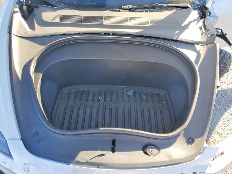Продажа на аукционе авто 2024 Tesla Model 3, vin: 5YJ3E1EB0RF834752, номер лота: 72496985