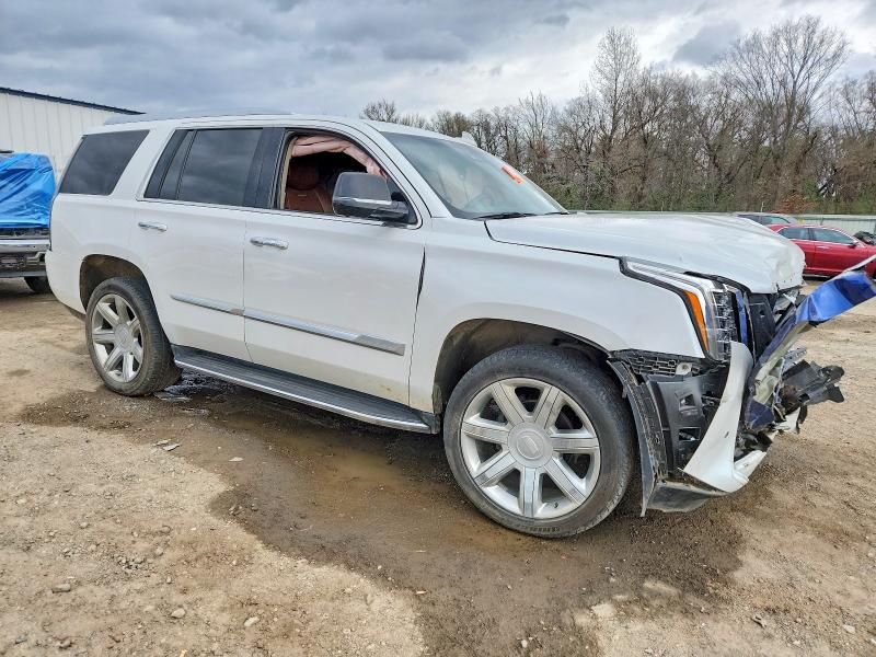 99263115 :رقم المزاد ، 1GYS4BKJ0LR277997 vin ، 2020 Cadillac Escalade مزاد بيع