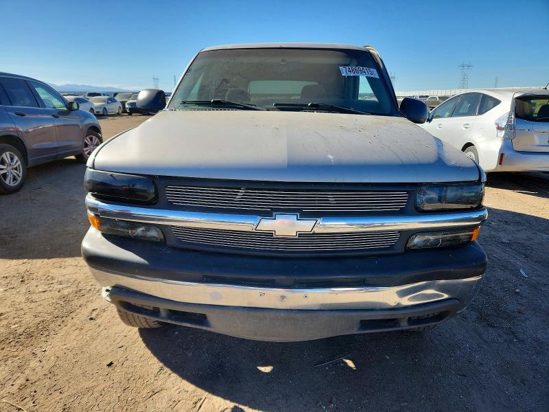 74869415 :رقم المزاد ، 1GNEC13TX4R312909 vin ، 2004 Chevrolet Tahoe مزاد بيع