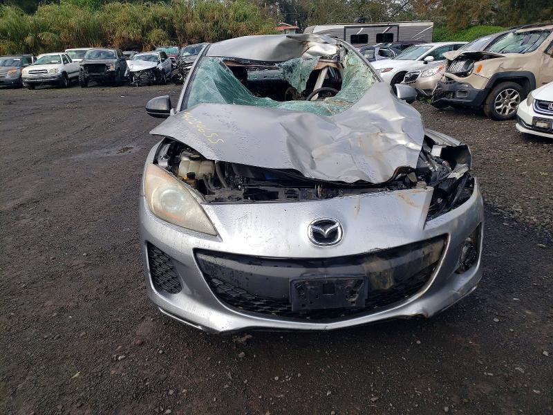 74024655 :رقم المزاد ، JM1BL1U70D1760359 vin ، 2013 Mazda 3 مزاد بيع