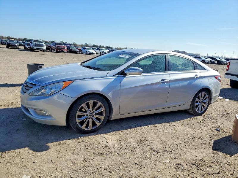 73179585 :رقم المزاد ، 5NPEC4AC5DH771480 vin ، 2013 Hyundai Sonata مزاد بيع