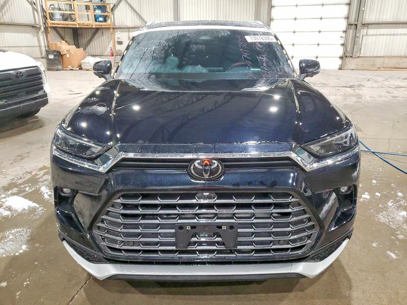 2024 Toyota Grand Highlander მანქანა იყიდება აუქციონზე, vin: 5TDADAB5XRS009001, აუქციონის ნომერი: 73078395