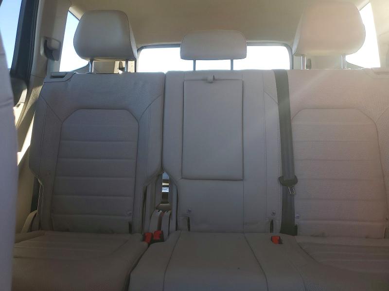 74744115 :رقم المزاد ، 1V2NR2CA9JC514018 vin ، 2018 Volkswagen Atlas Sel مزاد بيع