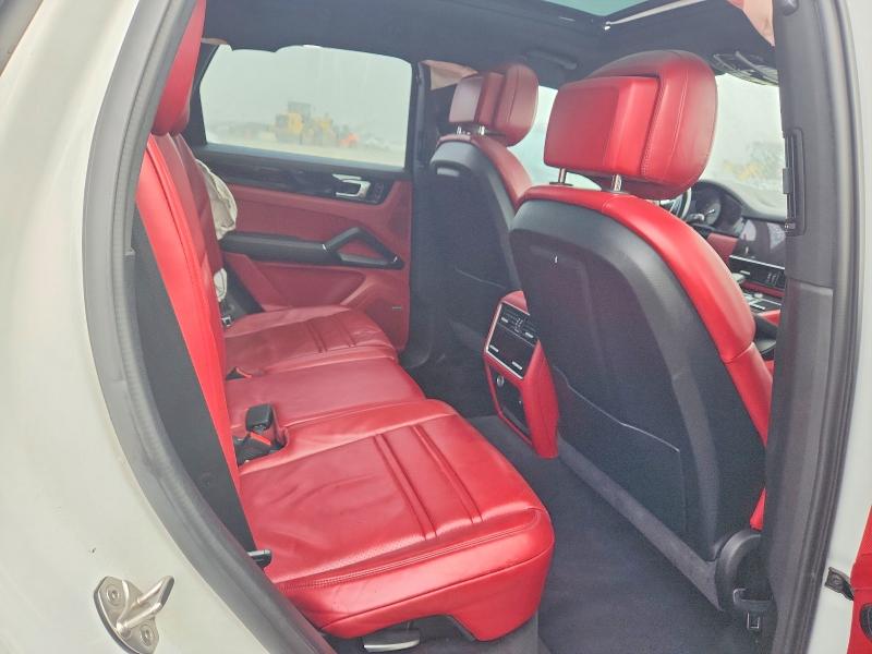 99423075 :رقم المزاد ، WP1AA2AYXKDA03712 vin ، 2019 Porsche Cayenne مزاد بيع