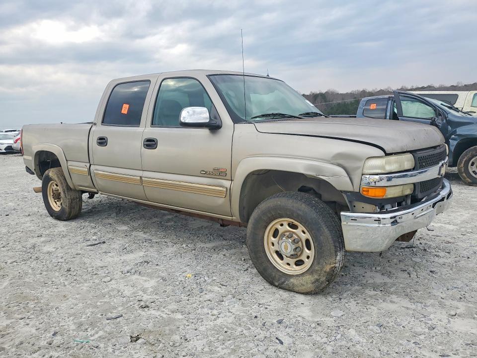 2002 Chevrolet Silverado მანქანა იყიდება აუქციონზე, vin: 1GCHC23162F174178, აუქციონის ნომერი: 74695295