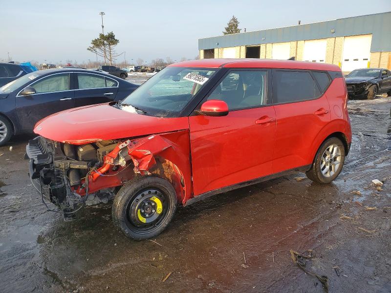 2022 Kia Soul მანქანა იყიდება აუქციონზე, vin: KNDJ23AU5N7183945, აუქციონის ნომერი: 99270565