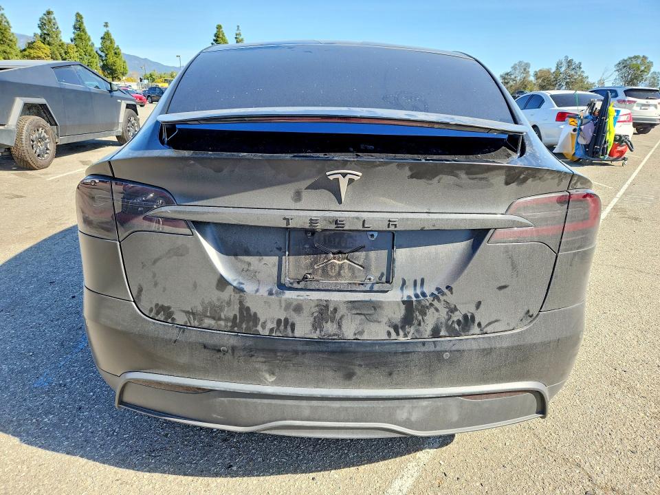 74792355 :رقم المزاد ، 7SAXCBE58NF328381 vin ، 2022 Tesla Model X مزاد بيع