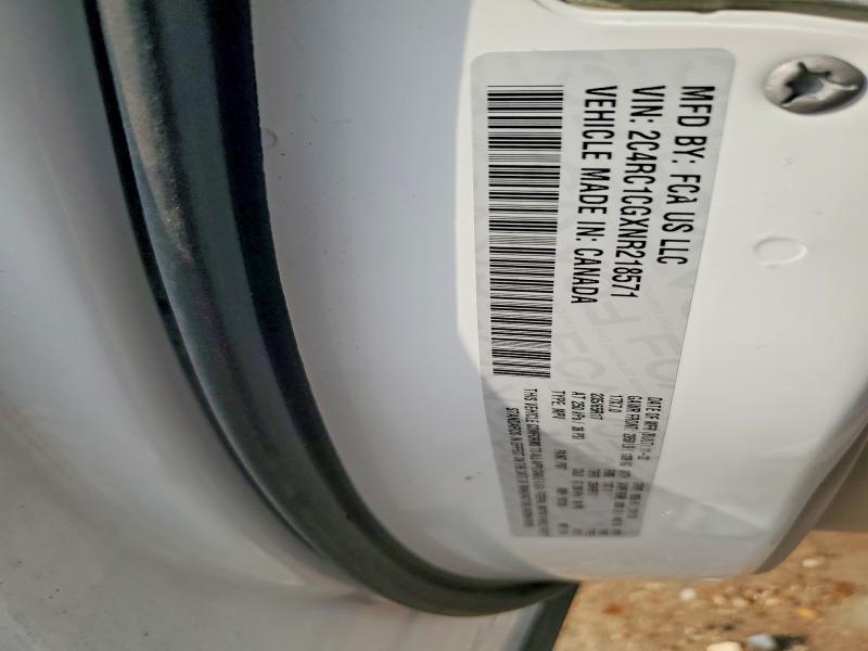 72146025 :رقم المزاد ، 2C4RC1CGXNR218571 vin ، 2022 Chrysler Voyager مزاد بيع