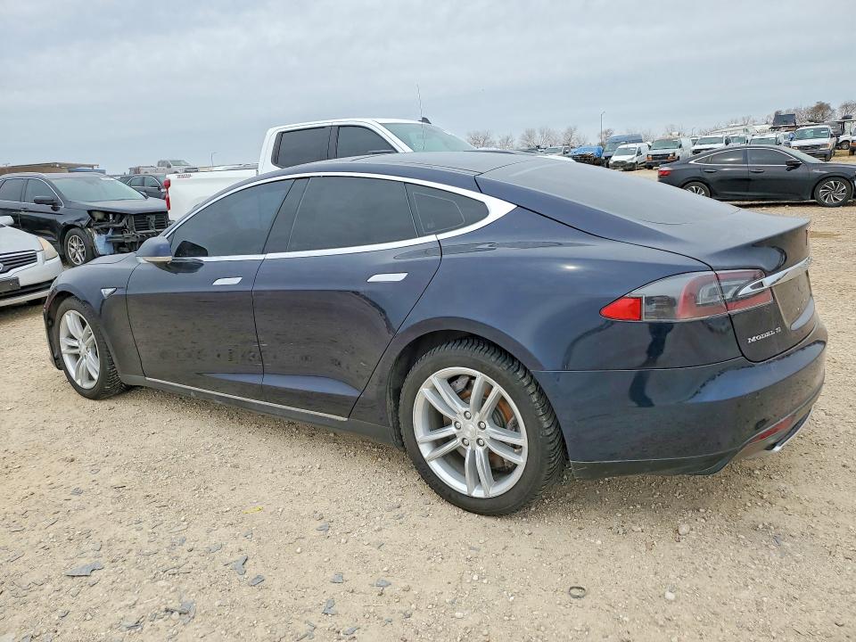 Продажа на аукционе авто 2014 Tesla Model S, vin: 5YJSA1S11EFP45267, номер лота: 75492585